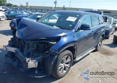 2015 Toyota Highlander Le Plus V6 from USA, damaged, VIN 5TDZKRFH2FS041478
